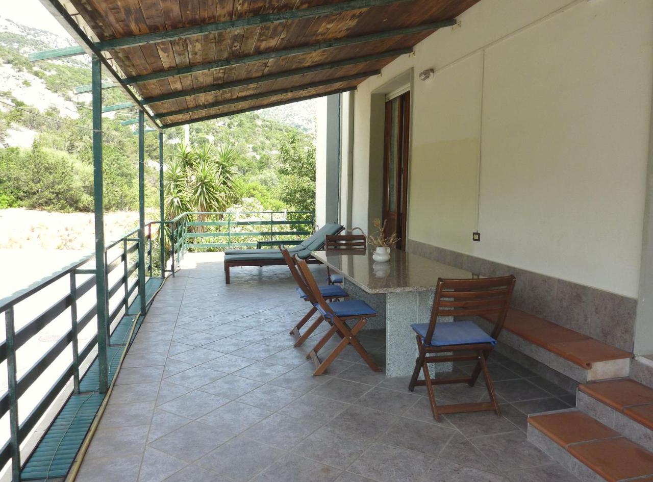 La Bouganville Apartments Cala Gonone Exterior photo